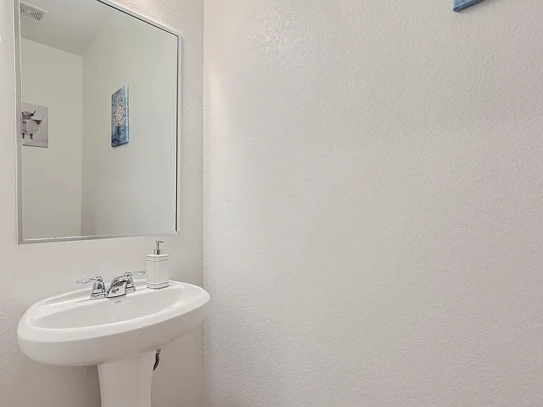 2110 Goji Ln — Photo 16