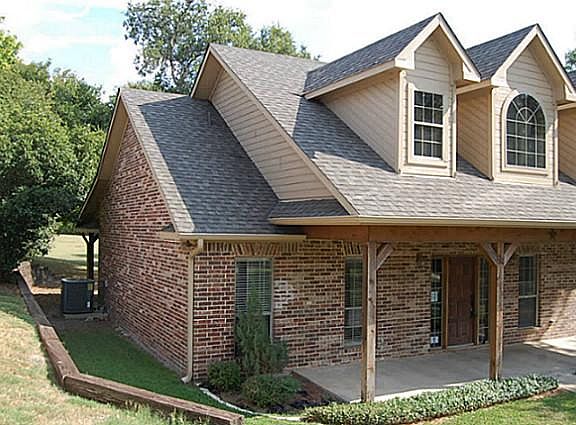 4th image of 814 Smith Ln