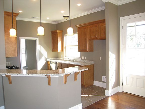 Beautiful granite countertops &amp; cabinetry