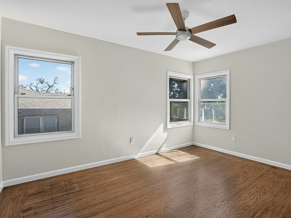 1st image of 1330 Vine Ave