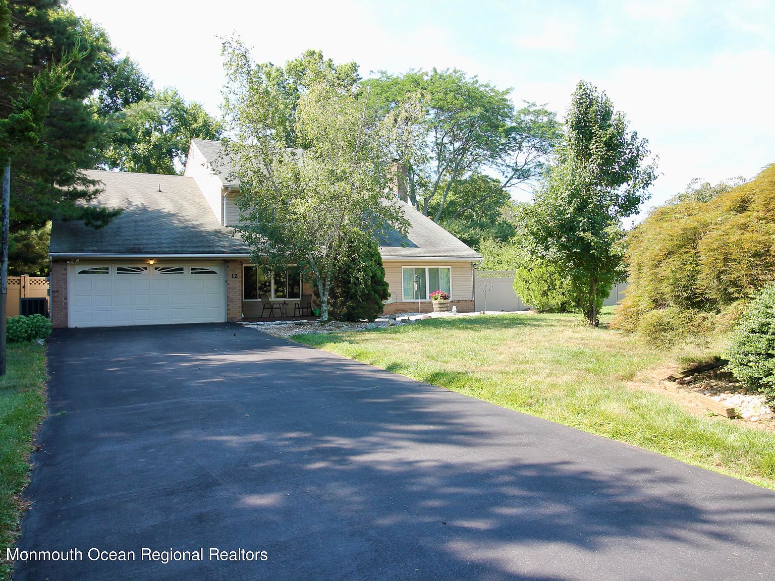 12 Woodcrest Drive, Freehold, NJ 07728 Zillow