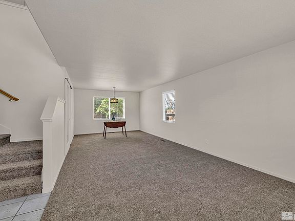 4th image of 5153 Lorenzo Ln