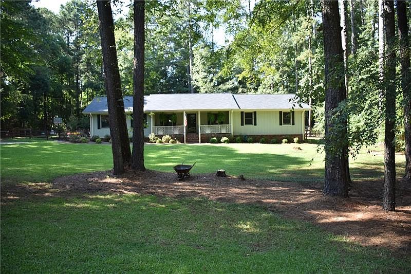1st image of 26 Fair Oaks Dr SE