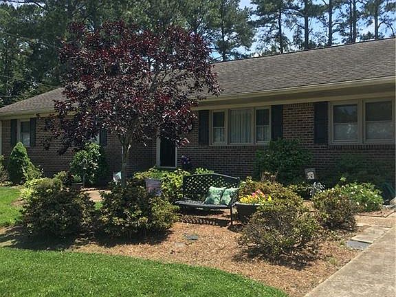 2nd image of 513 Greenway Dr