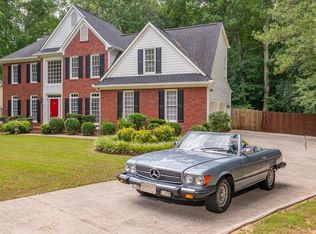 2405 Fair Oaks Dr, Jonesboro, GA 30236