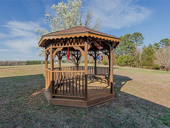 4th image of 3759 Walters Mill Rd