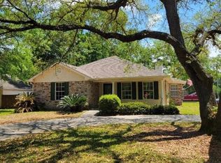 1500 Anderson St, Ocean Springs, MS 39564