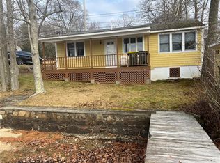 327 Reservoir Rd, Pascoag, RI 02859