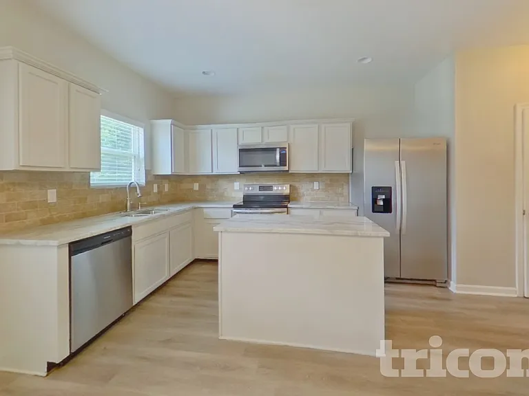 283 Pernell Dr — Photo 5