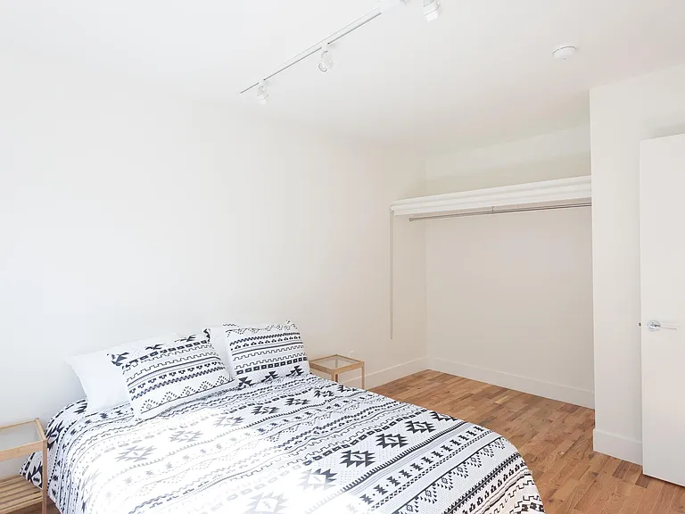 5733 Benner St #12A — Photo 9
