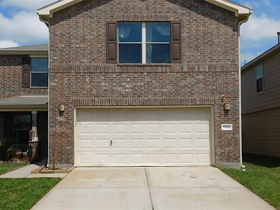 4th image of 15626 Harris Canyon Ln