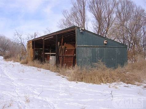 Loafing Shed