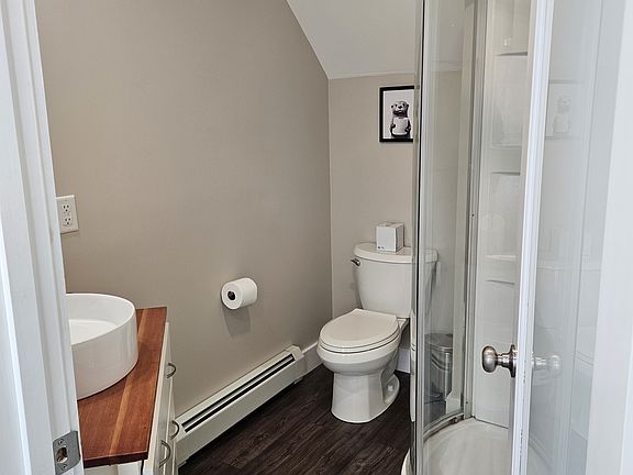 5th image of 1 Carpenter St