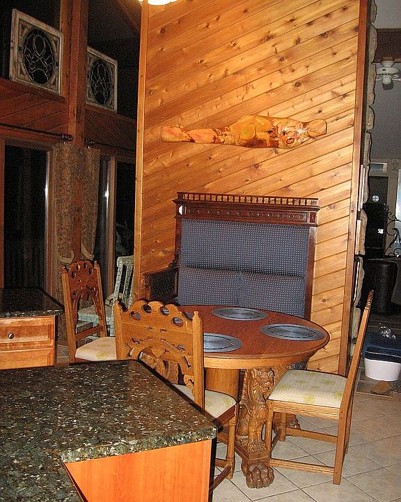 Kitchen seating