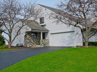 W135N8101 Wood Ct, Menomonee Falls, WI 53051