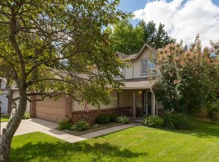 1515 Creekside Ln, Greenwood, IN 46142