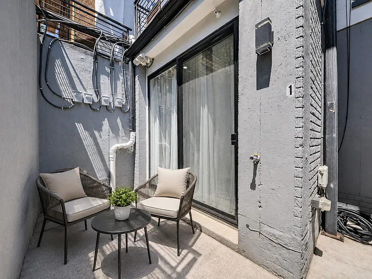 212 Varnum St NW #1 — Photo 16