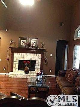 3rd image of 3505 Rolling Oaks Dr