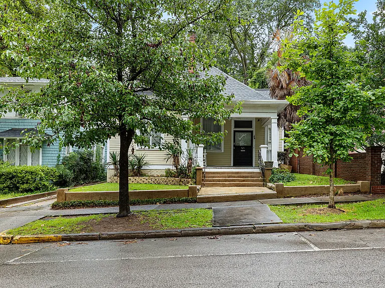 921 Laurens St — Photo 38