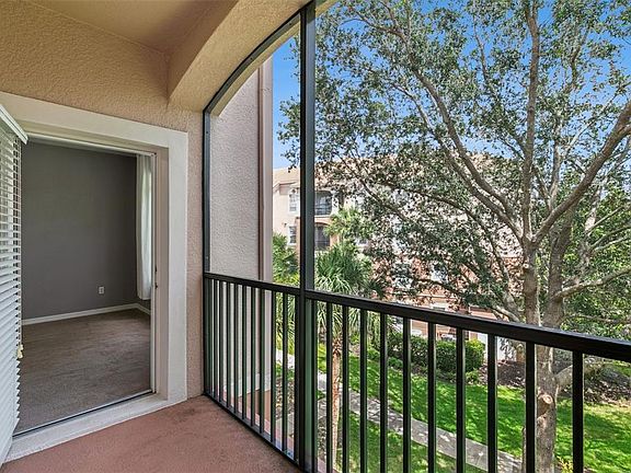 4th image of 1351 VENEZIA COURT #305