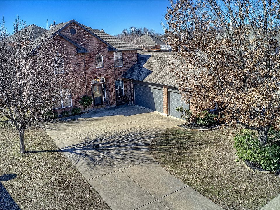 1st image of 4022 Norwich Dr