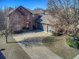 4022 Norwich Dr, Garland, TX 75043