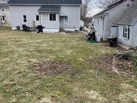 3rd image of 5 Summit St