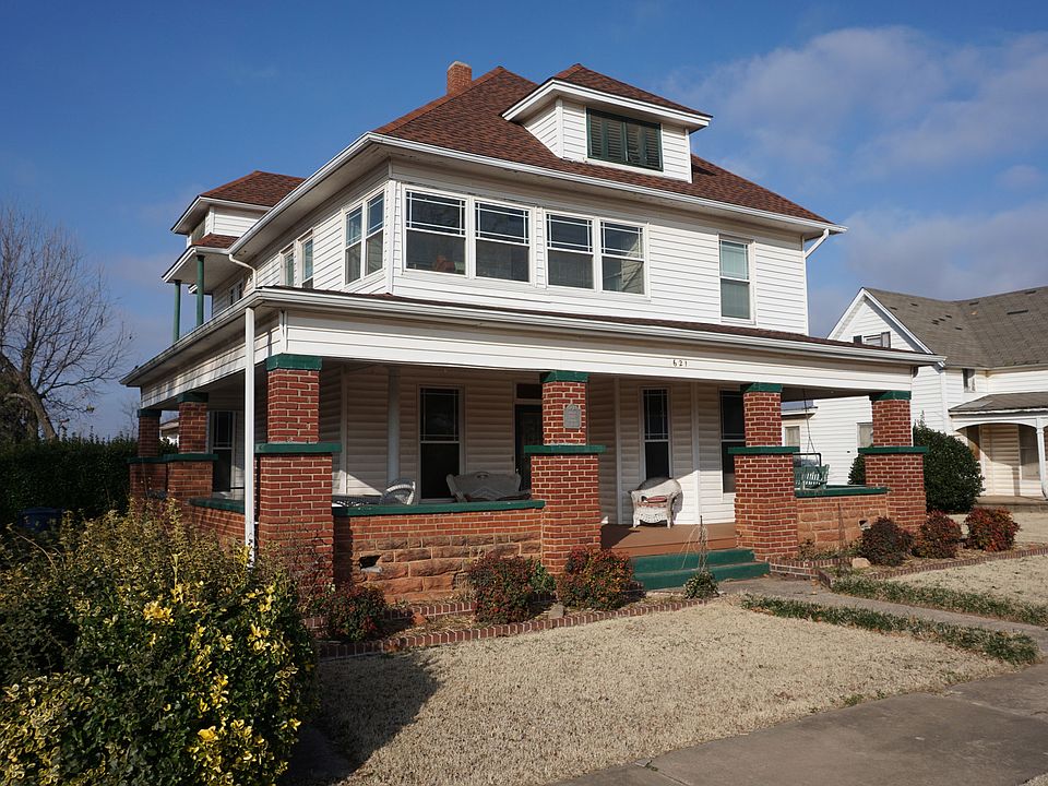 1st image of 621 Steele Ave