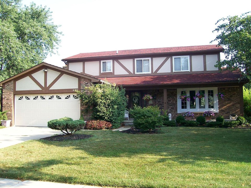 1st image of 456 Lexington Dr