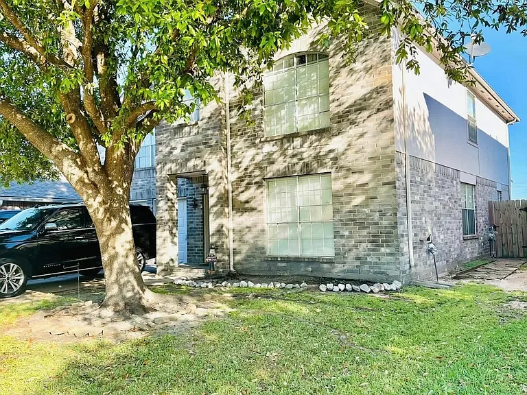 Front view of house.