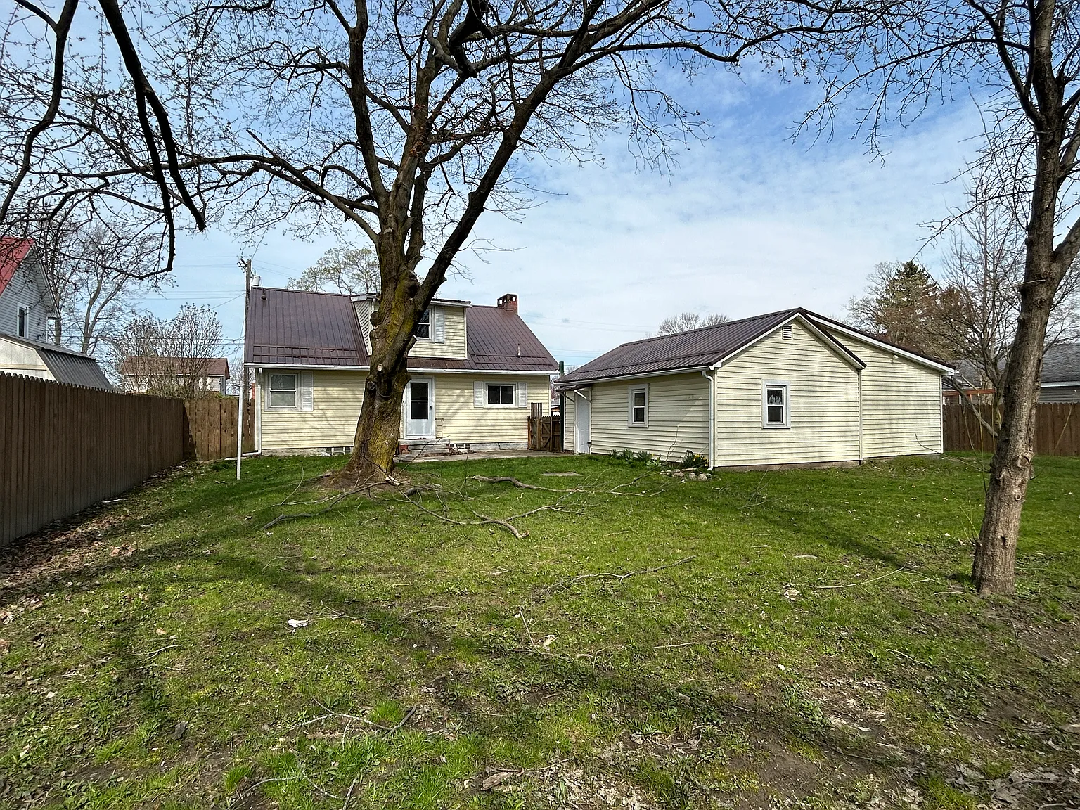 4 bed, 1428 sqft, $1,800 — Photo 3