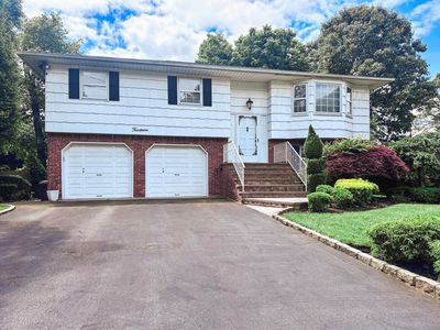 14 Scott Street, Dix Hills, NY, 11746