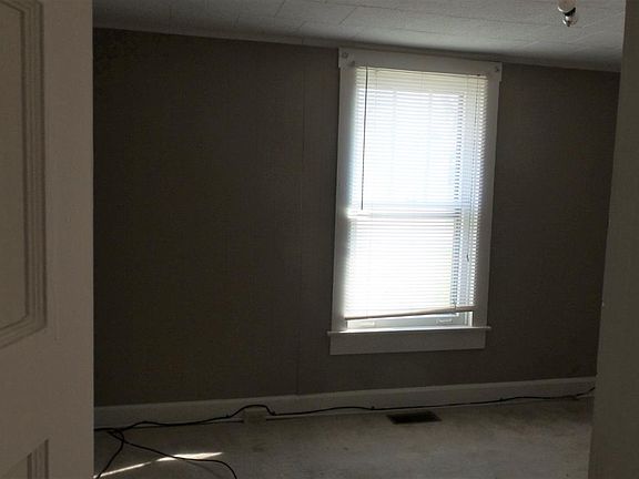 5th image of 841 Columbia Ave