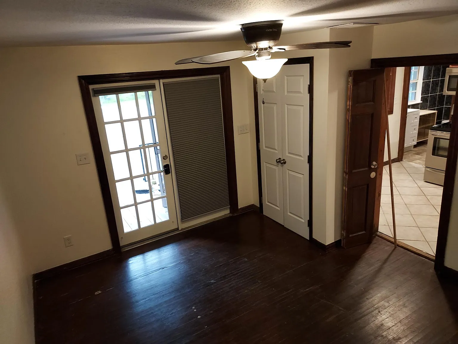 2720 Sidney Ave — Photo 4