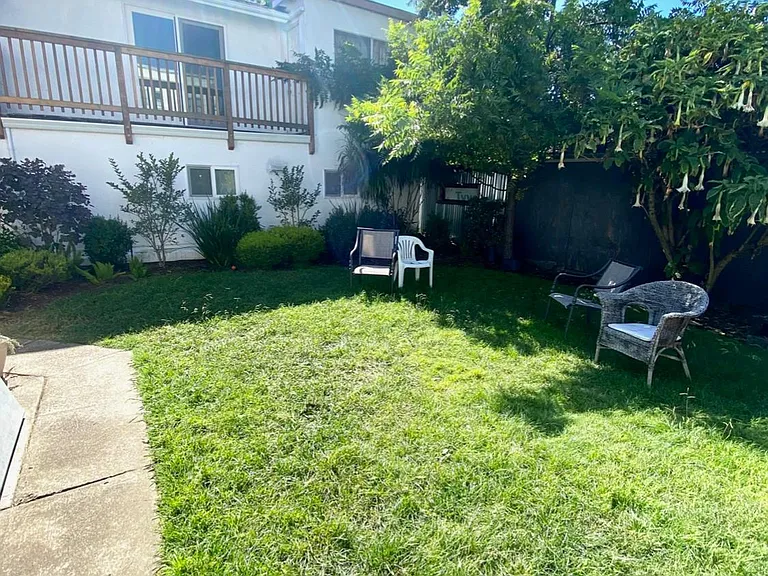 5463B Lawton Ave — Photo 19