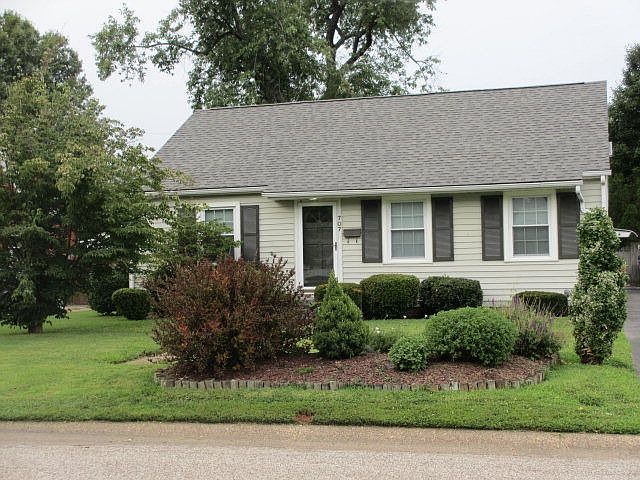 1st image of 707 Warwick Dr