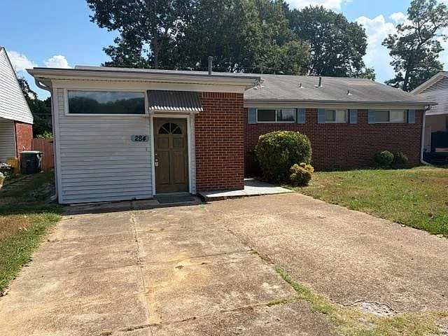 3 bed, 2.0 bath, 1756 sqft, $1,750 — Photo 2