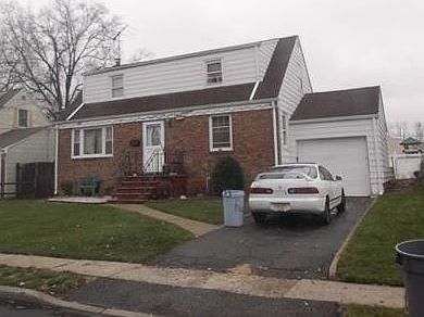 2nd image of 761 Lafayette Ave