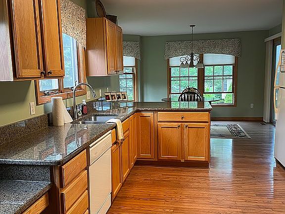 3rd image of 6168 Doveplum Dr