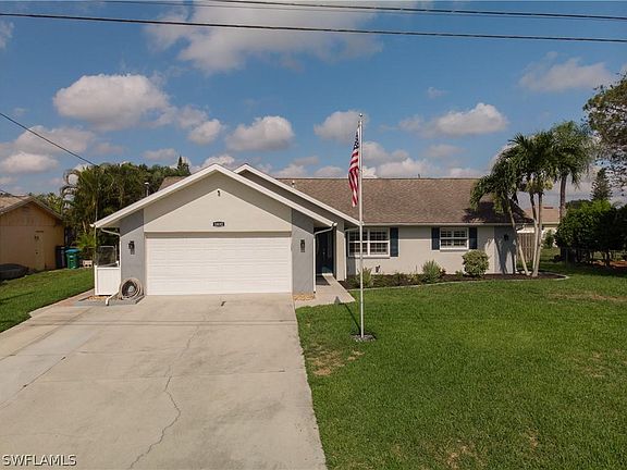 3rd image of 1032 SE 19th Pl