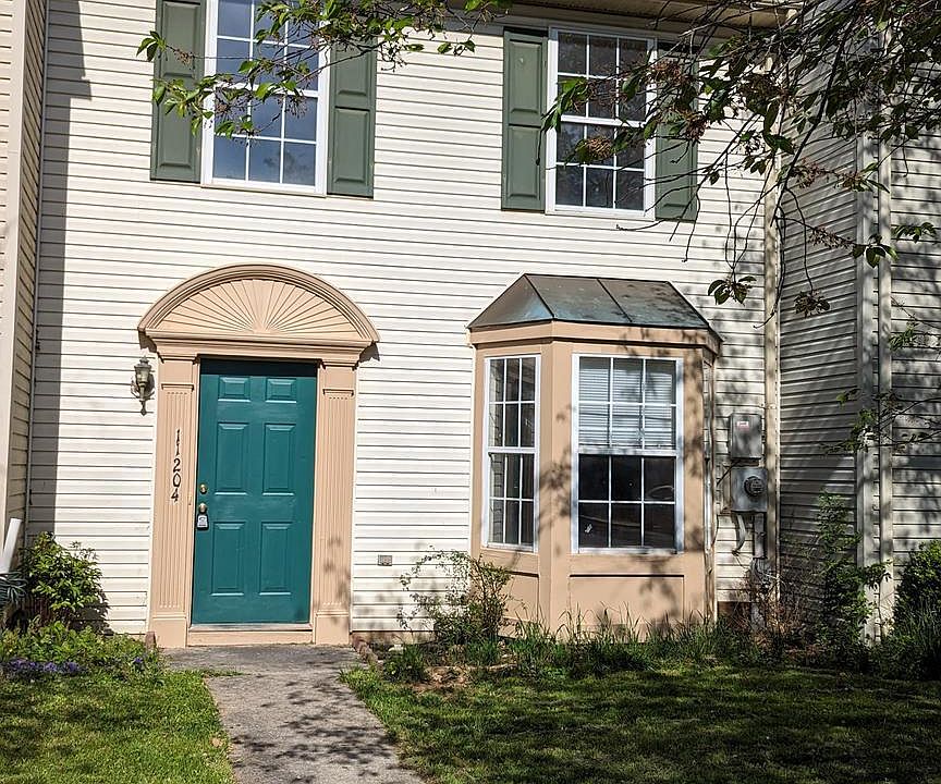 1st image of 11204 Robins Glenn Dr