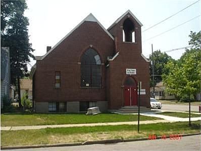 1st image of 98 W 19th St