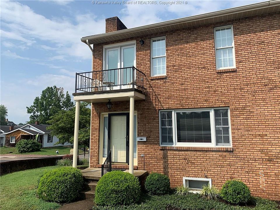 1st image of 830 Kanawha Blvd W