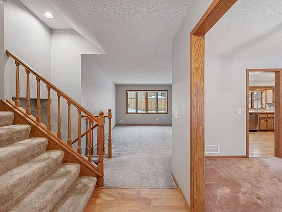 3rd image of 1914 128th Ave NW