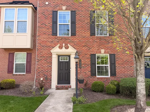 1950 Georgetown Dr, Sewickley, PA 15143