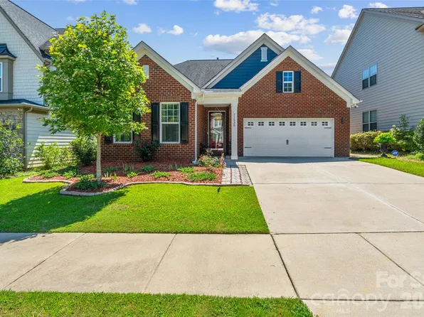 11230 Black Brant Ln, Charlotte, NC 28278