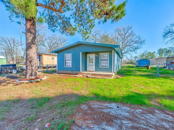 396 E Sherwood Dr, Livingston, TX 77351