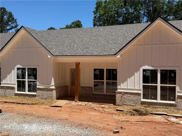 109 Haygood Pl, Carrollton, GA 30117