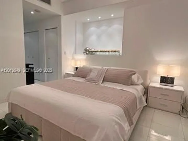 900 Biscayne Boulevard Mall #3207 — Photo 16
