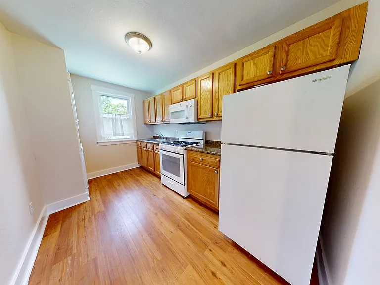 178 Dewey St #2 — Photo 1